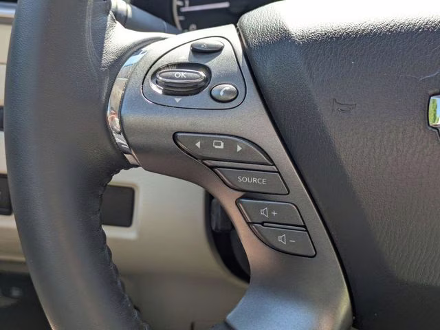 2020 Pearl White Tricoat Nissan Murano Platinum AWD SUV