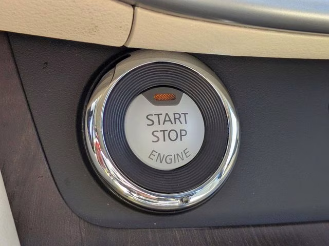 2020 Pearl White Tricoat Nissan Murano Platinum AWD SUV