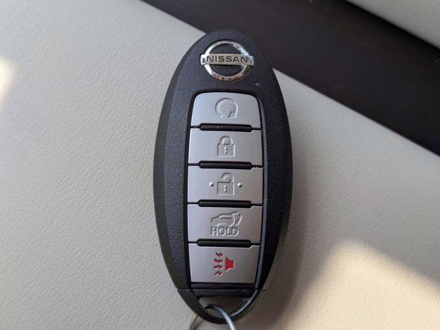 2020 Pearl White Tricoat Nissan Murano Platinum AWD SUV