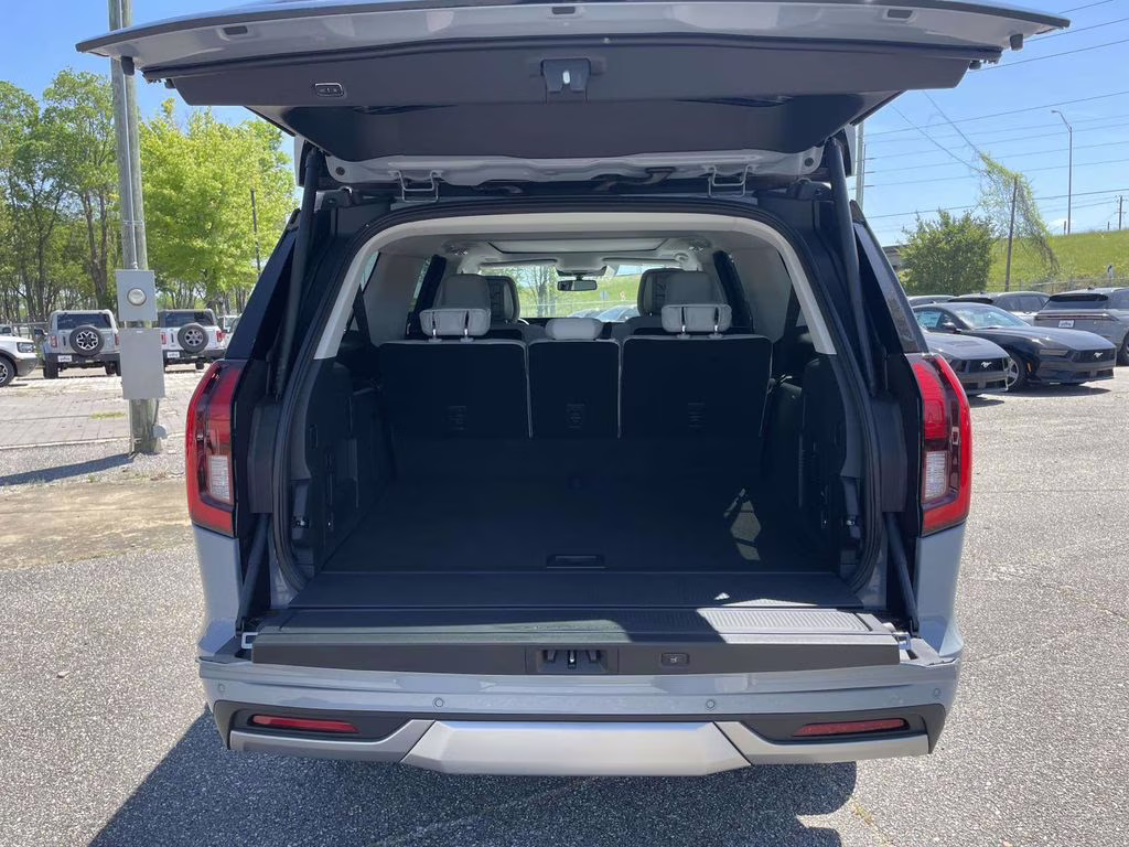 2026 Glacier Gray Metallic Tri-Coat Ford Expedition Max Platinum 4X4 SUV