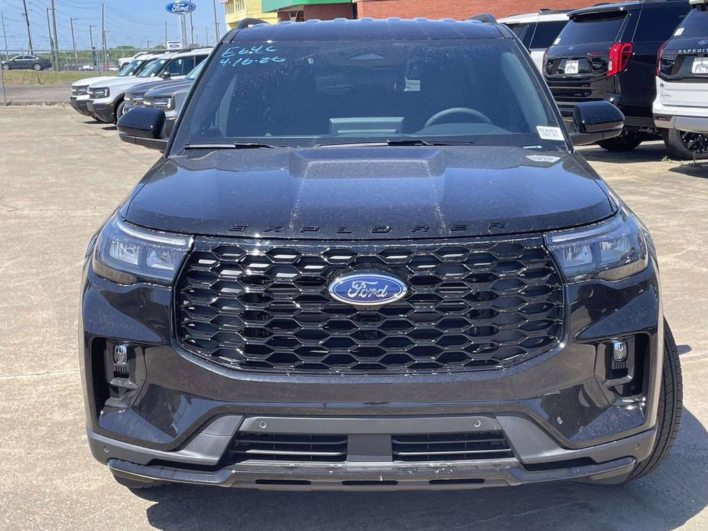 2026 Agate Black Metallic Ford Explorer ST-Line RWD SUV