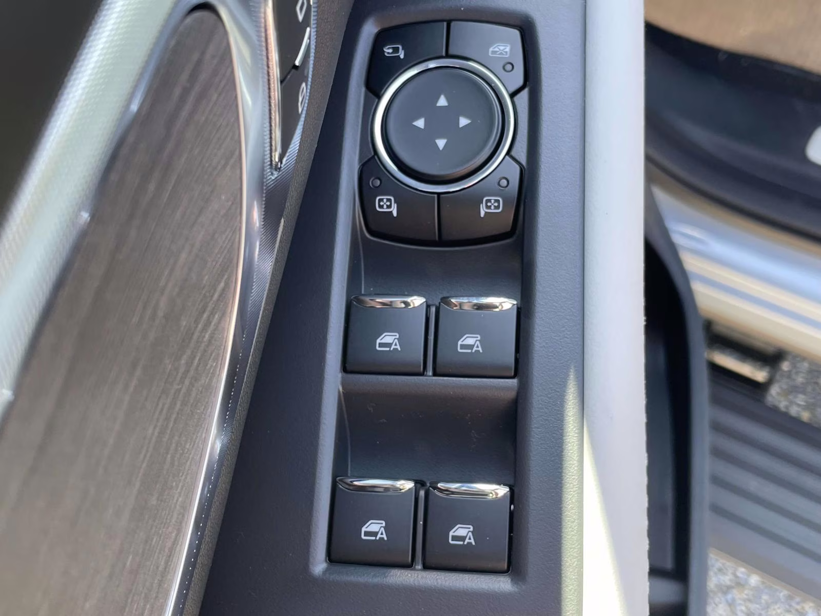 2026 Glacier Gray Metallic Tri-Coat Ford Expedition Max Platinum 4X4 SUV