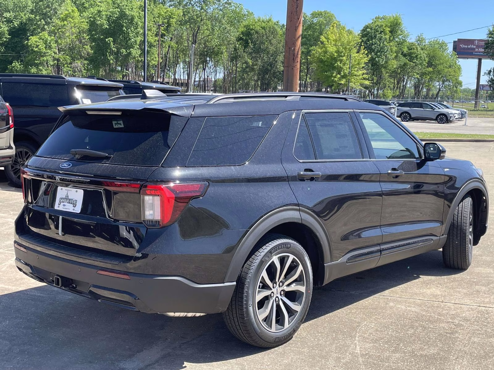 2026 Agate Black Metallic Ford Explorer ST-Line RWD SUV