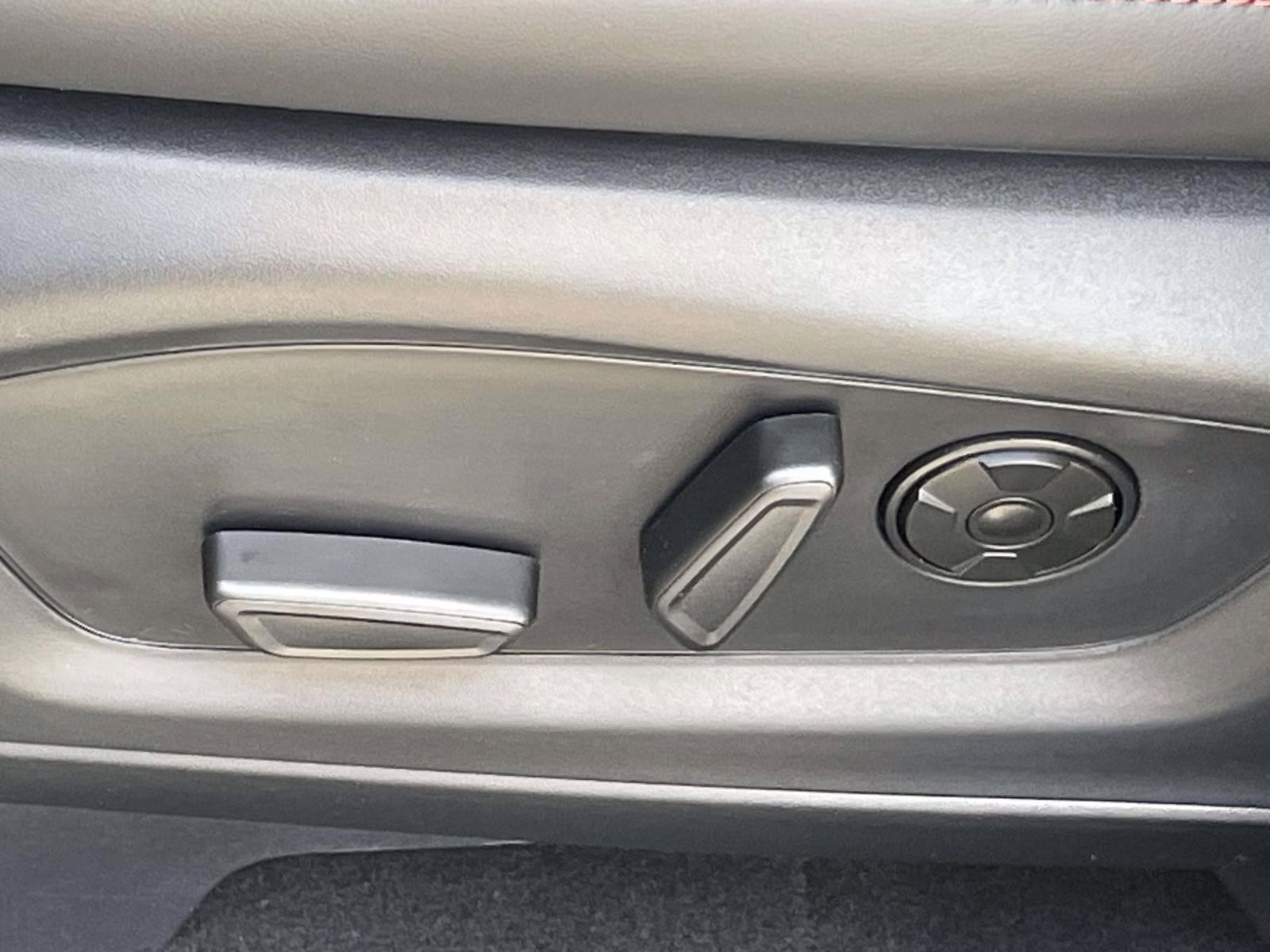 2026 Carbonized Gray Metallic Ford Explorer ST 4X4 SUV