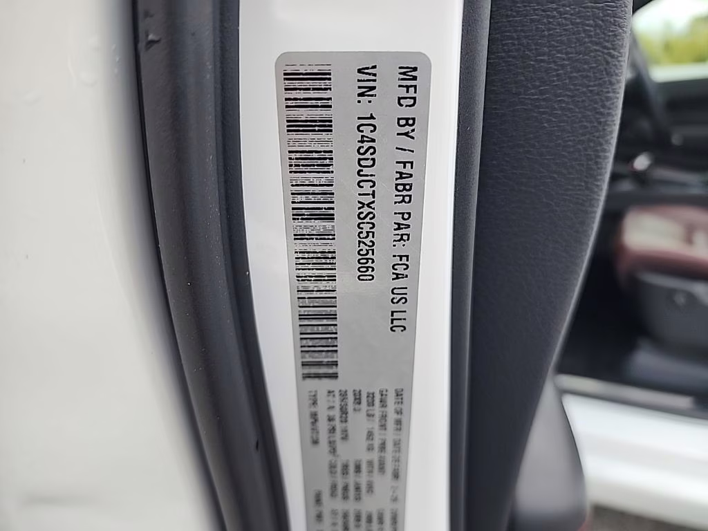 2025 White Knuckle Clearcoat Dodge Durango R/T AWD SUV