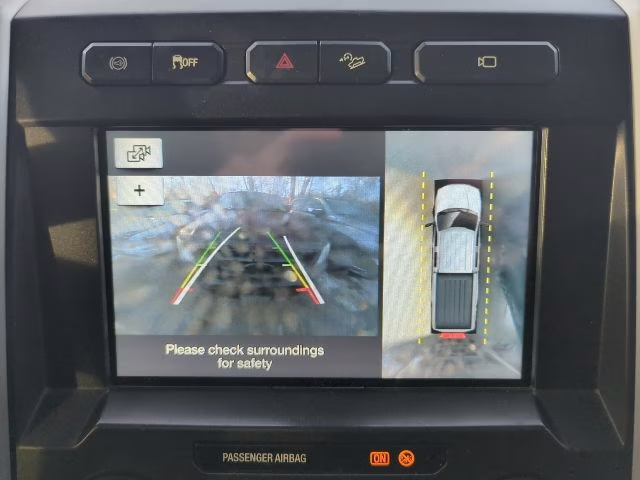 2017 Ingot Silver Metallic Ford Super Duty F-350 SRW Lariat 4X4 Truck