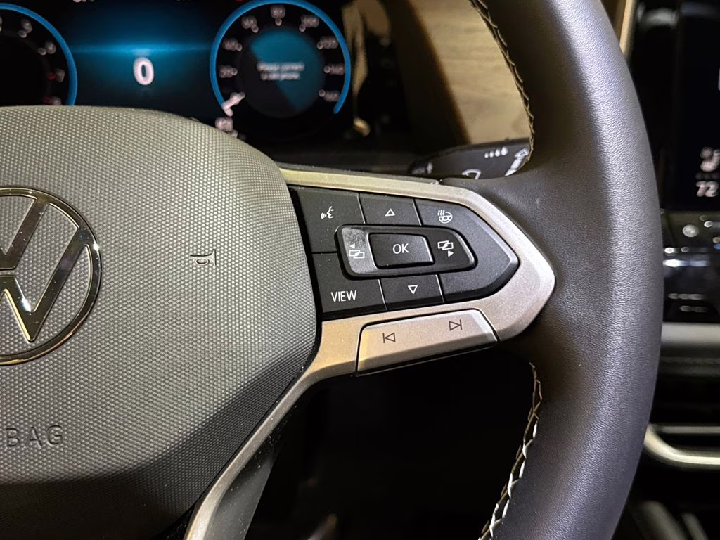 2026 Deep Black Pearl Volkswagen Atlas 2.0T SE w/Technology FWD SUV