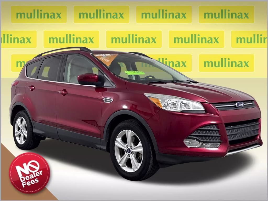 2016 Ruby Red Metallic Ford Escape SE FWD SUV