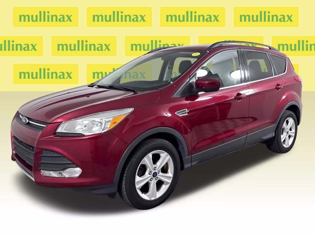 2016 Ruby Red Metallic Ford Escape SE FWD SUV