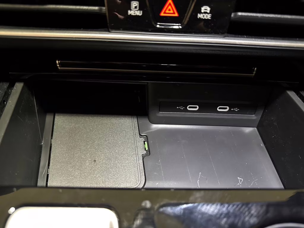 2026 Deep Black Pearl Volkswagen Atlas 2.0T SE w/Technology FWD SUV