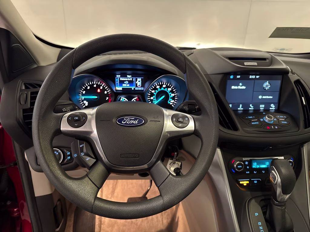 2016 Ruby Red Metallic Ford Escape SE FWD SUV
