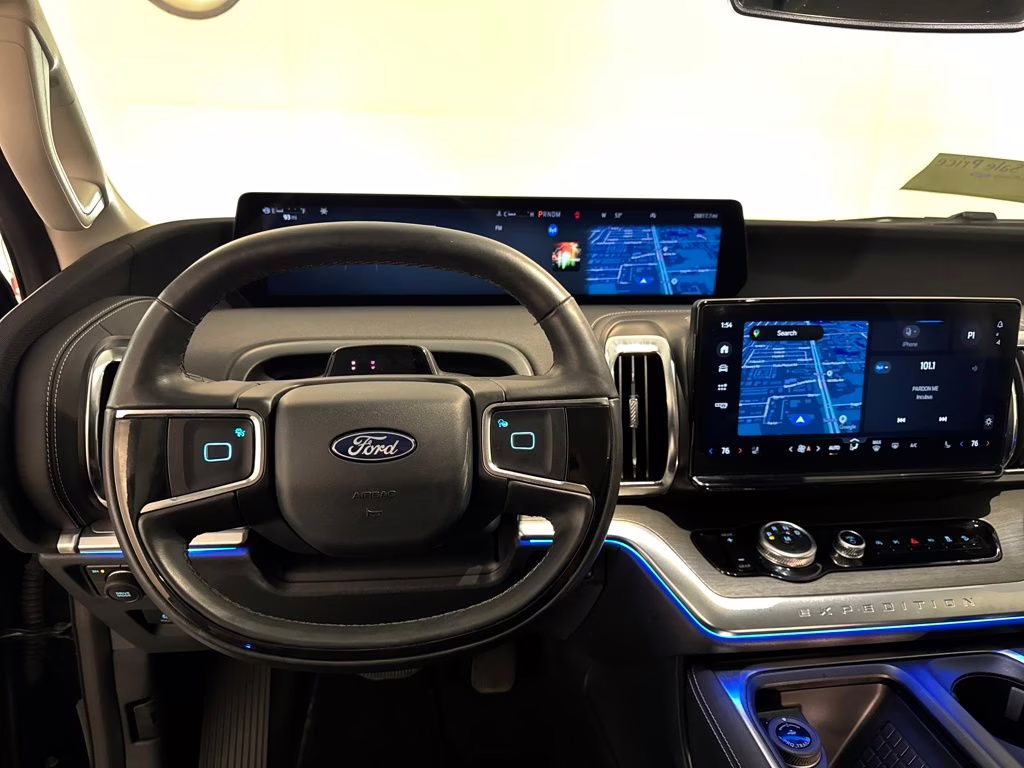 2025 Agate Black Metallic Ford Expedition Max Platinum 4X4 SUV