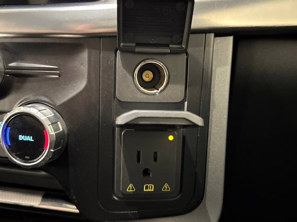 2023 Avalanche Ford F-150 Lariat 4X4 Truck