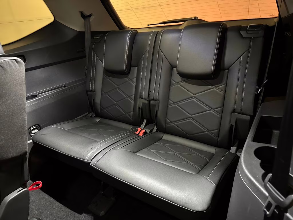 2026 Deep Black Pearl Volkswagen Atlas 2.0T SE w/Technology FWD SUV