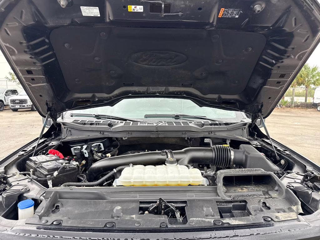 2025 Carbonized Gray Metallic Ford F-150 XLT w/ LIFTKIT 4X4 Truck