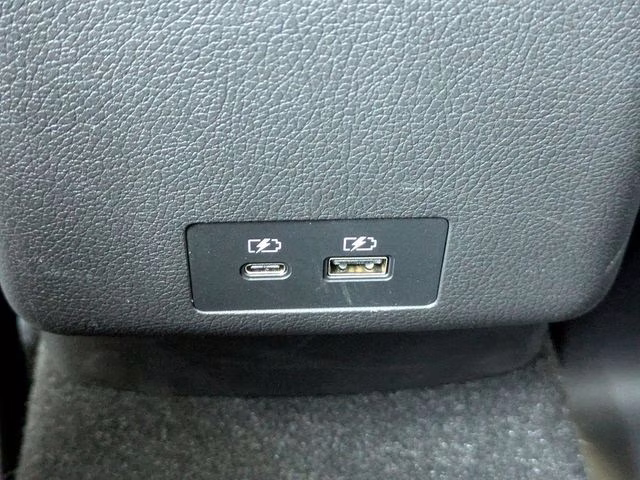 2024 White Mitsubishi Outlander Sport 2.0 LE 4X4 SUV