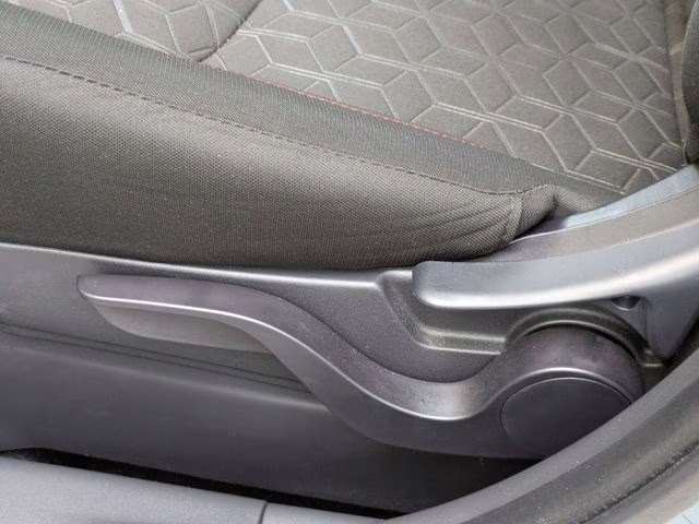 2024 White Mitsubishi Outlander Sport 2.0 LE 4X4 SUV