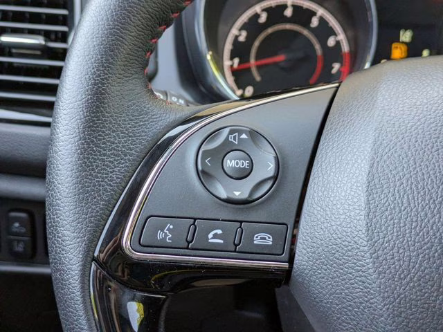 2024 White Mitsubishi Outlander Sport 2.0 LE 4X4 SUV