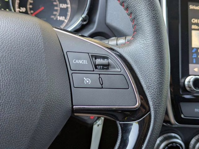 2024 White Mitsubishi Outlander Sport 2.0 LE 4X4 SUV