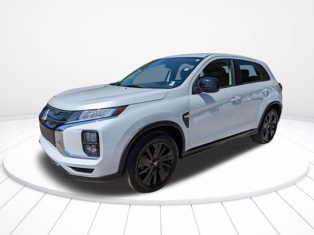 2024 White Mitsubishi Outlander Sport 2.0 LE 4X4 SUV