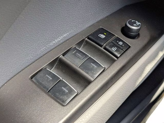 2023 Wind Chill Pearl Toyota Camry XLE FWD Sedan