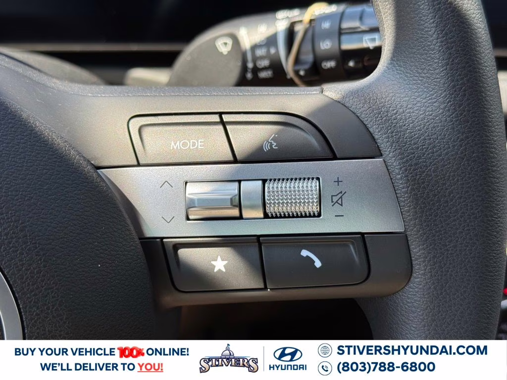 2026 Shimmering Silver Hyundai Tucson SEL FWD SUV