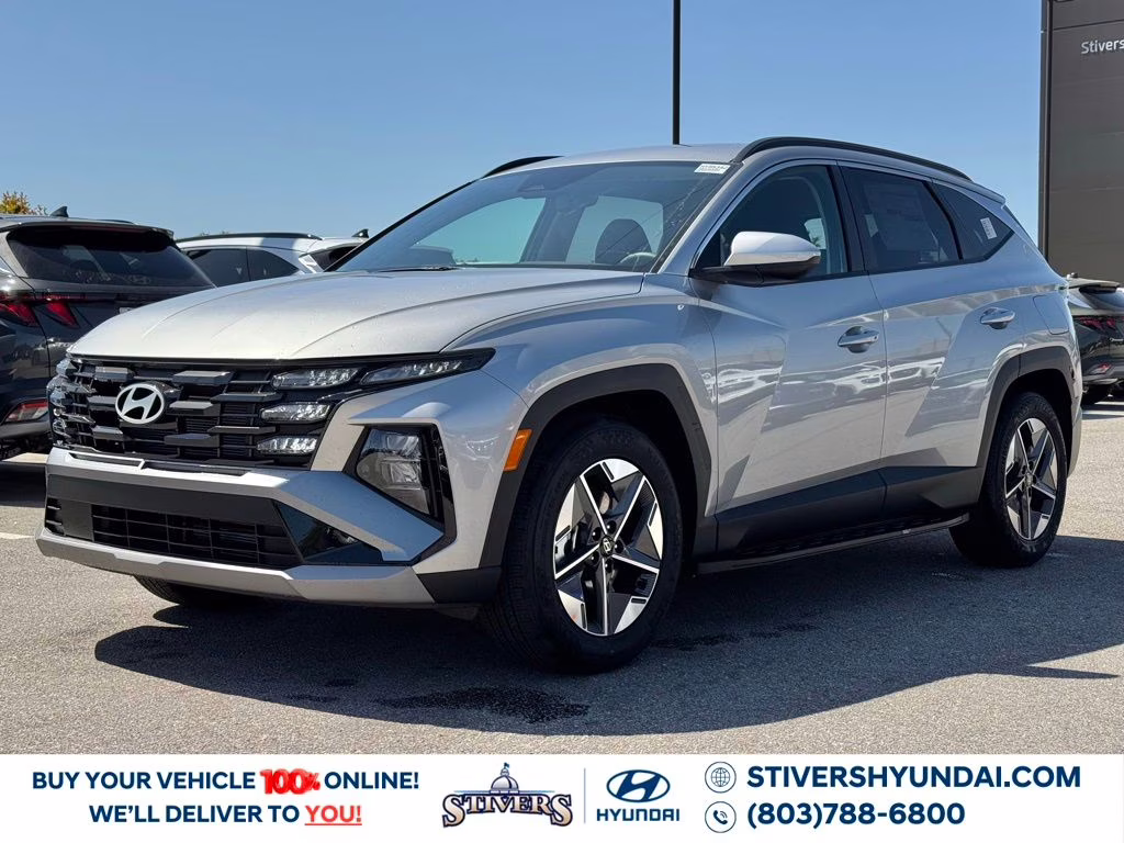 2026 Shimmering Silver Hyundai Tucson SEL FWD SUV