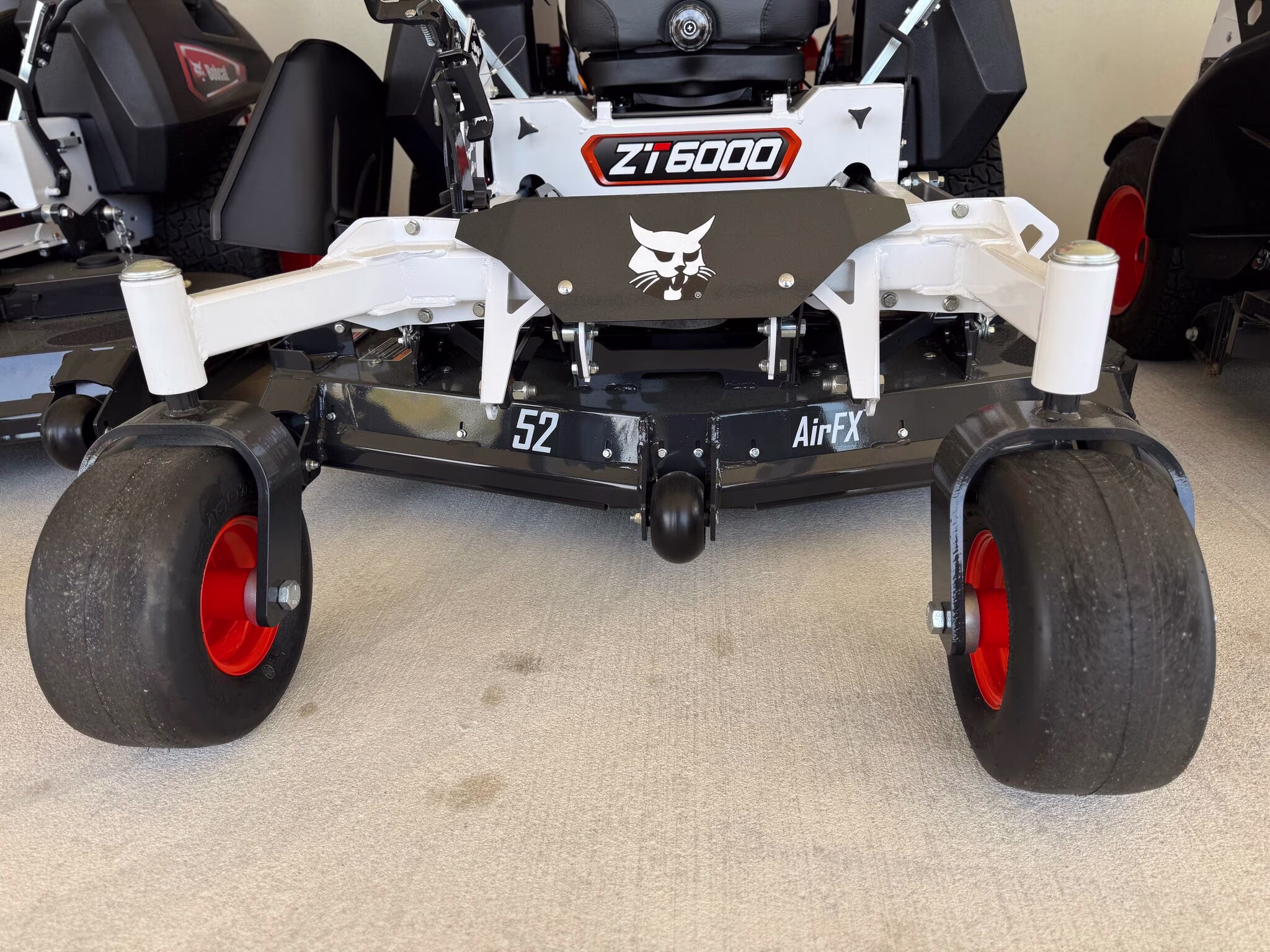 2026 Bobcat ZT6000 Series ZT6052 Lawn Mower