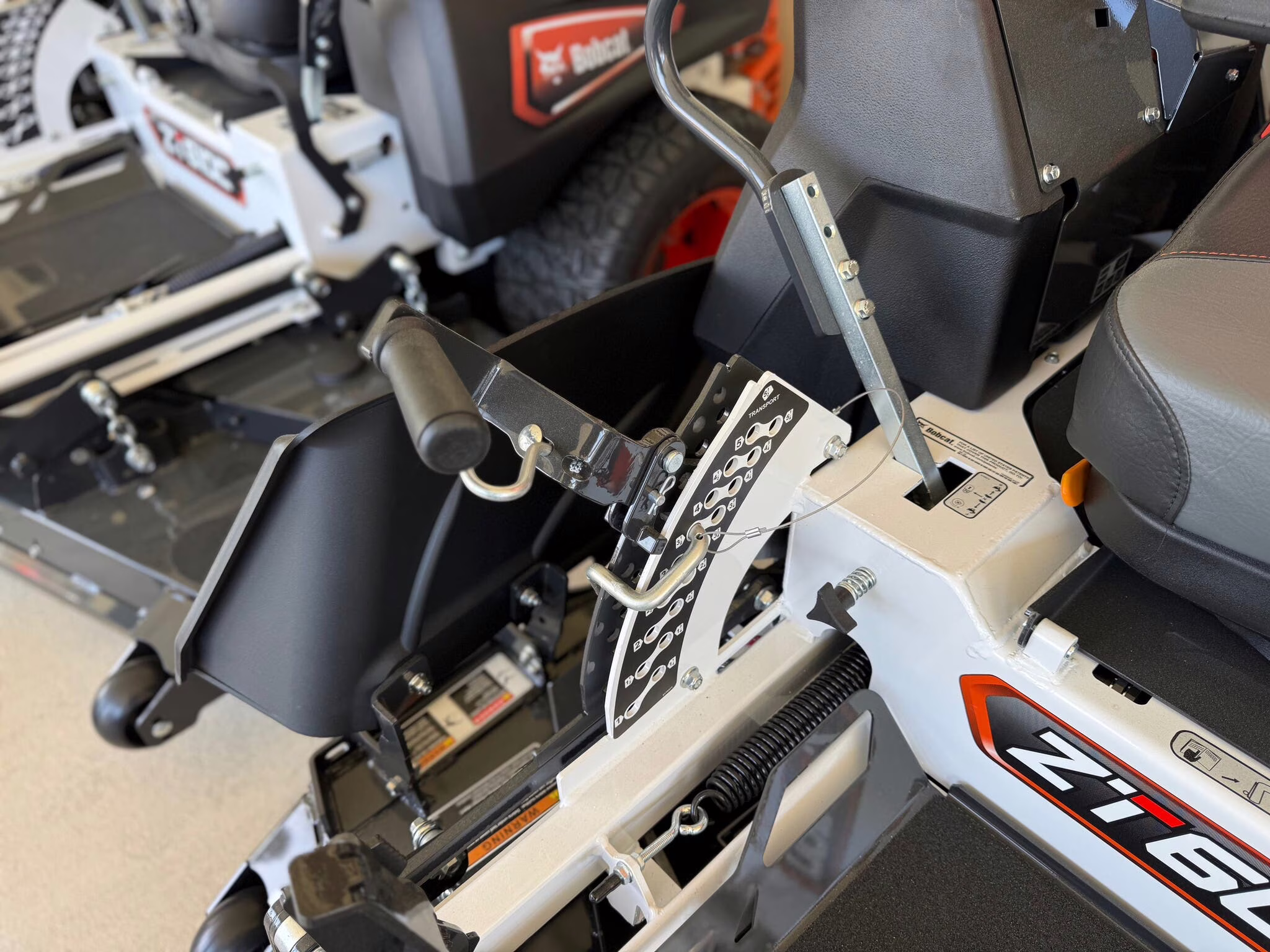 2026 Bobcat ZT6000 Series ZT6052 Lawn Mower