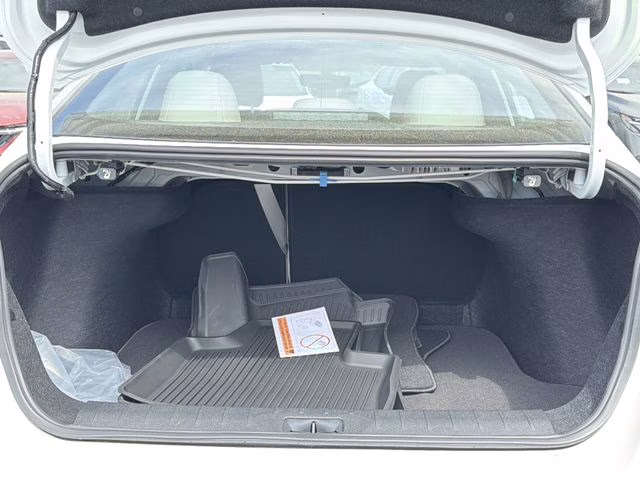 2026 Aspen White Tricoat Nissan Sentra SL FWD Sedan