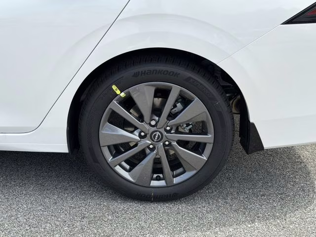 2026 Aspen White Tricoat Nissan Sentra SL FWD Sedan