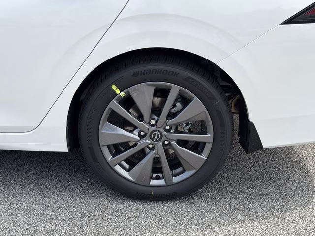 2026 Aspen White Tricoat Nissan Sentra SL FWD Sedan