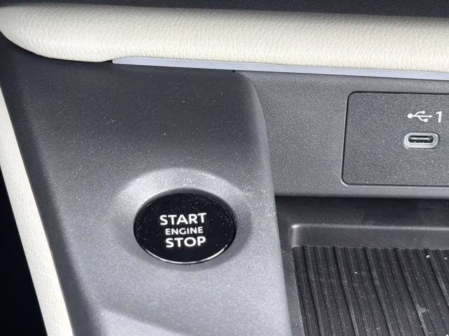 2026 Aspen White Tricoat Nissan Sentra SL FWD Sedan