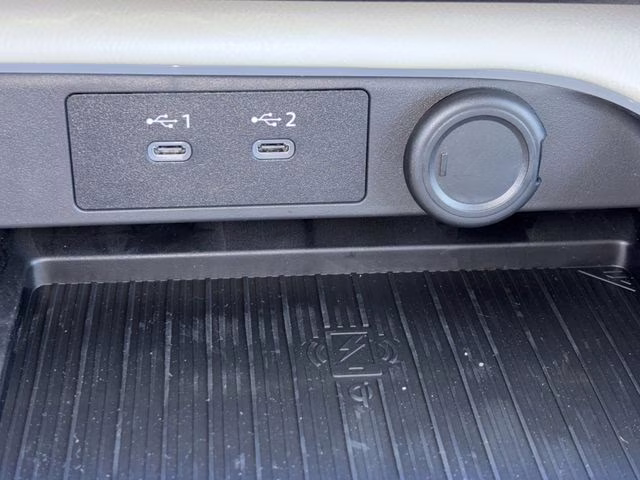 2026 Aspen White Tricoat Nissan Sentra SL FWD Sedan