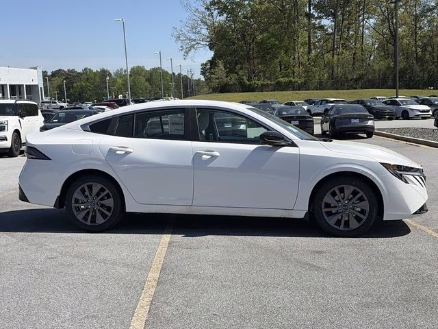 2026 Aspen White Tricoat Nissan Sentra SL FWD Sedan