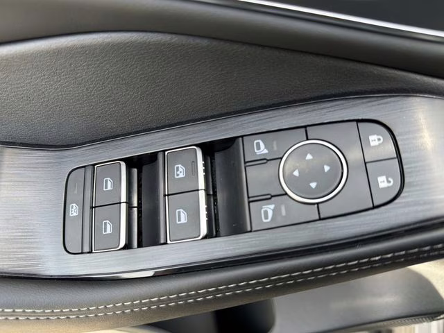 2026 Champagne Silver Metallic Nissan Rogue Platinum AWD SUV