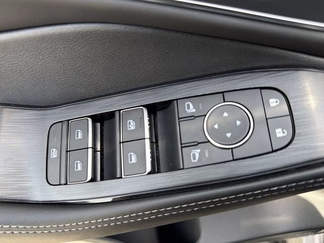2026 Champagne Silver Metallic Nissan Rogue Platinum AWD SUV