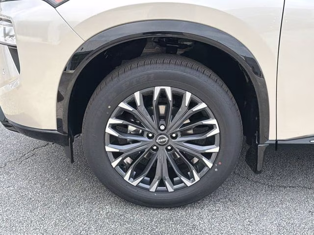 2026 Champagne Silver Metallic Nissan Rogue Platinum AWD SUV