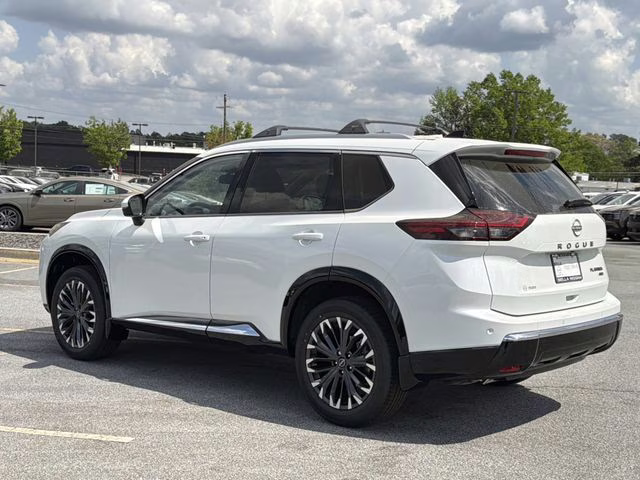 2026 Everest White Pearl Tricoat Nissan Rogue Platinum AWD SUV