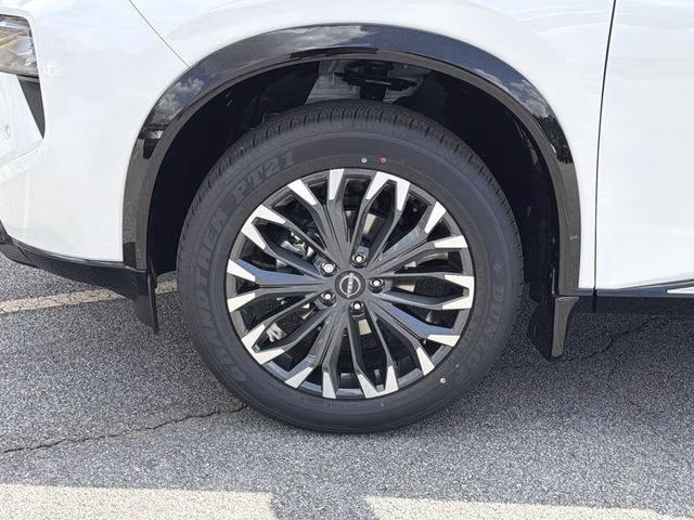 2026 Everest White Pearl Tricoat Nissan Rogue Platinum AWD SUV