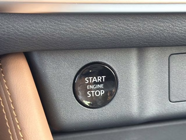 2026 Everest White Pearl Tricoat Nissan Rogue Platinum AWD SUV