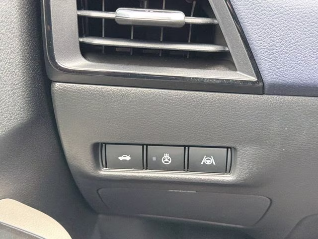 2026 Aspen White Tricoat Nissan Sentra SL FWD Sedan