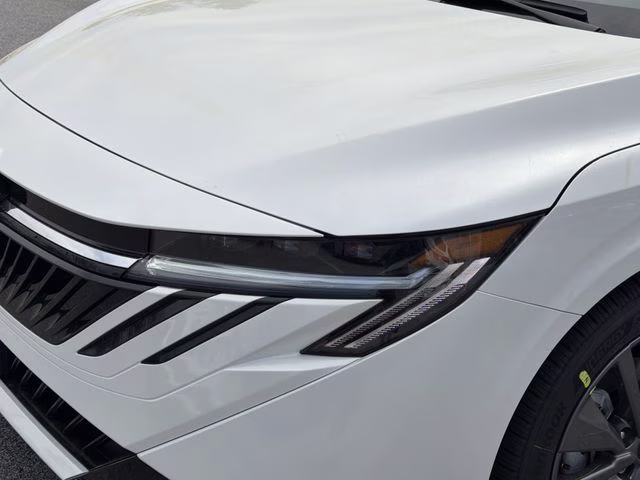 2026 Aspen White Tricoat Nissan Sentra SL FWD Sedan