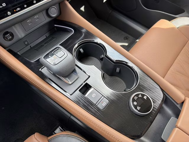 2026 Everest White Pearl Tricoat Nissan Rogue Platinum AWD SUV