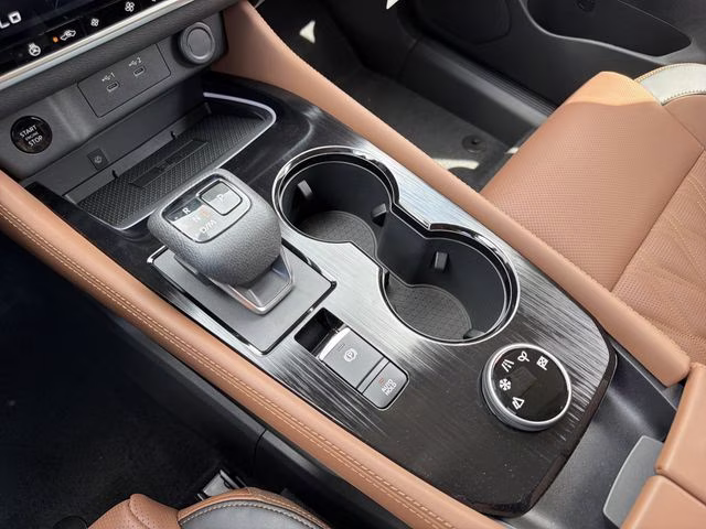 2026 Everest White Pearl Tricoat Nissan Rogue Platinum AWD SUV