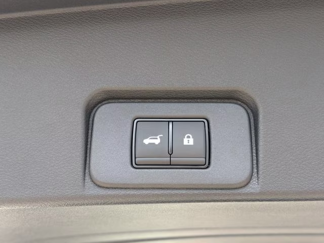 2026 Everest White Pearl Tricoat Nissan Rogue Platinum AWD SUV