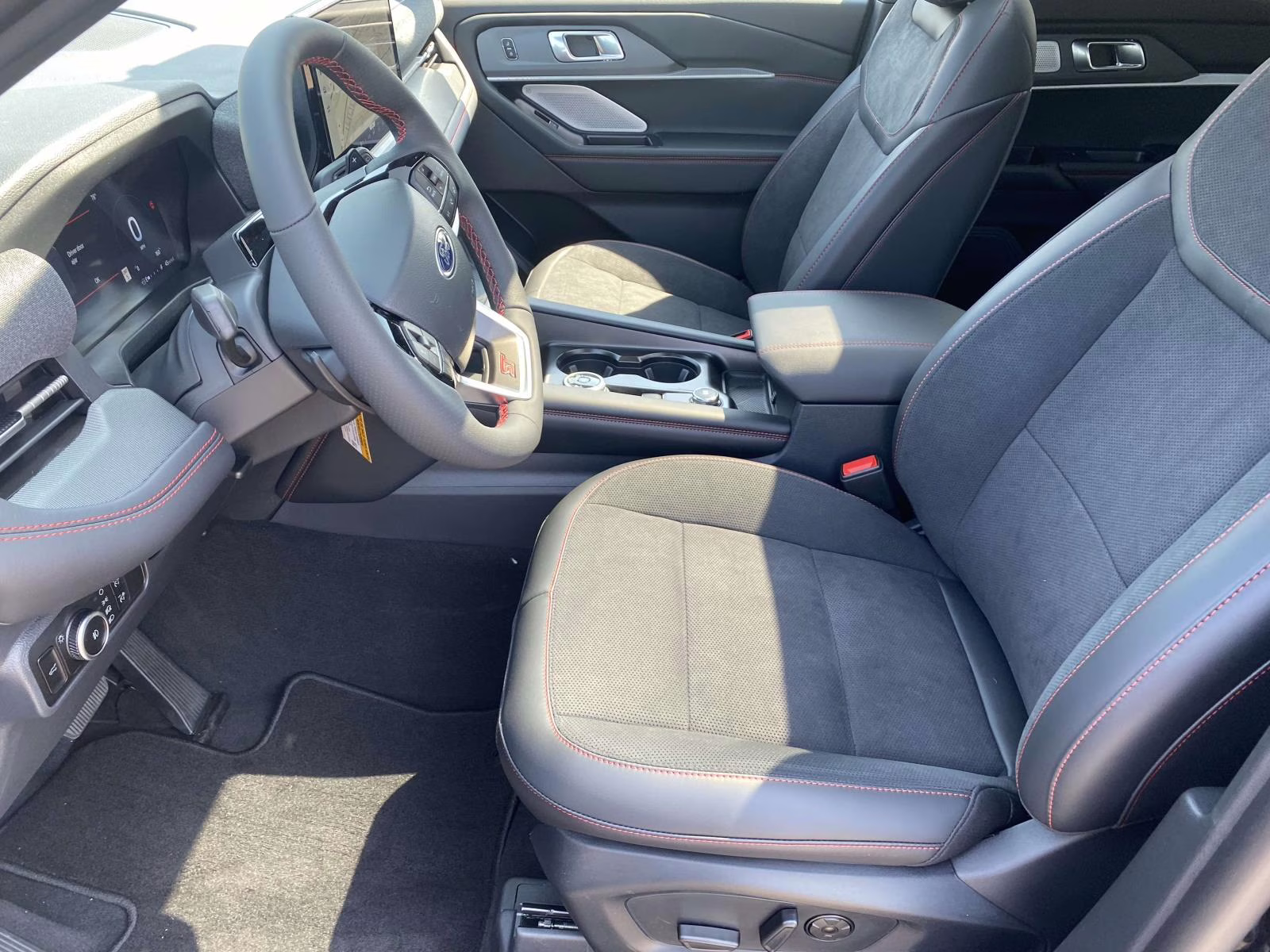 2026 Agate Black Metallic Ford Explorer ST 4X4 SUV