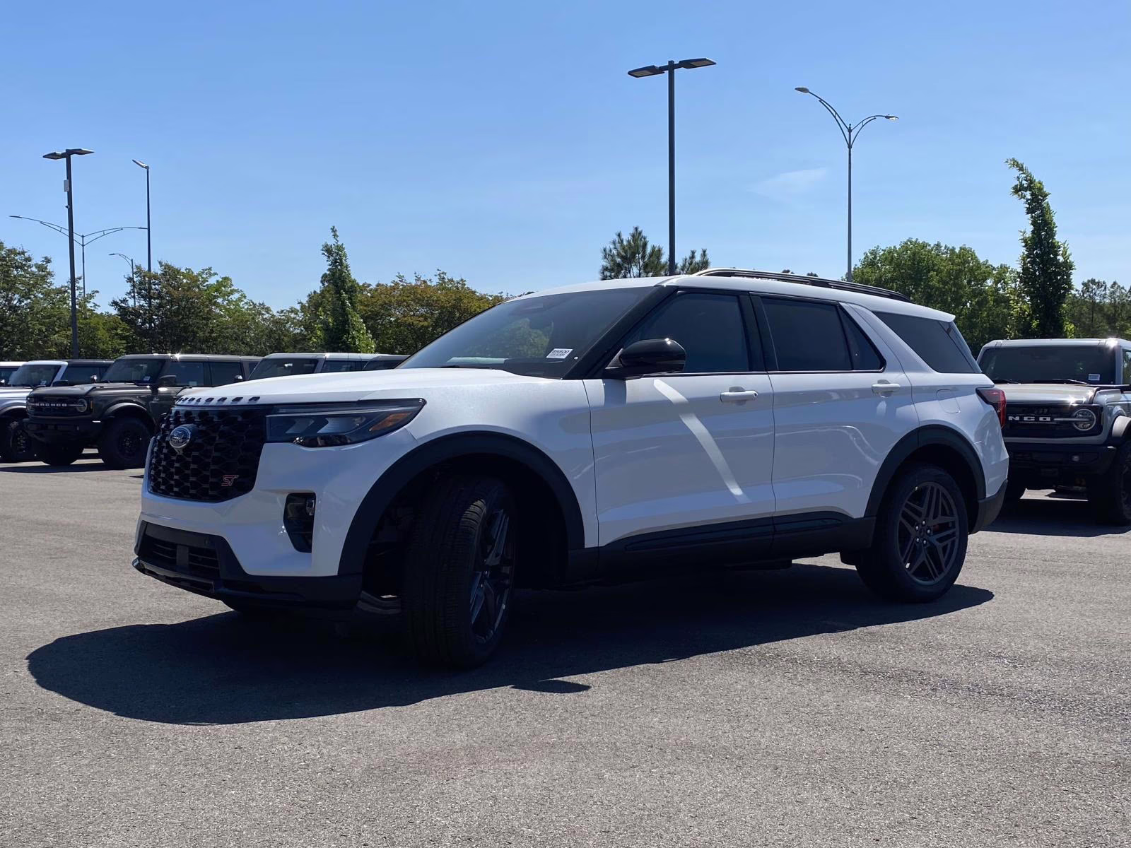 2026 White Ford Explorer ST 4X4 SUV