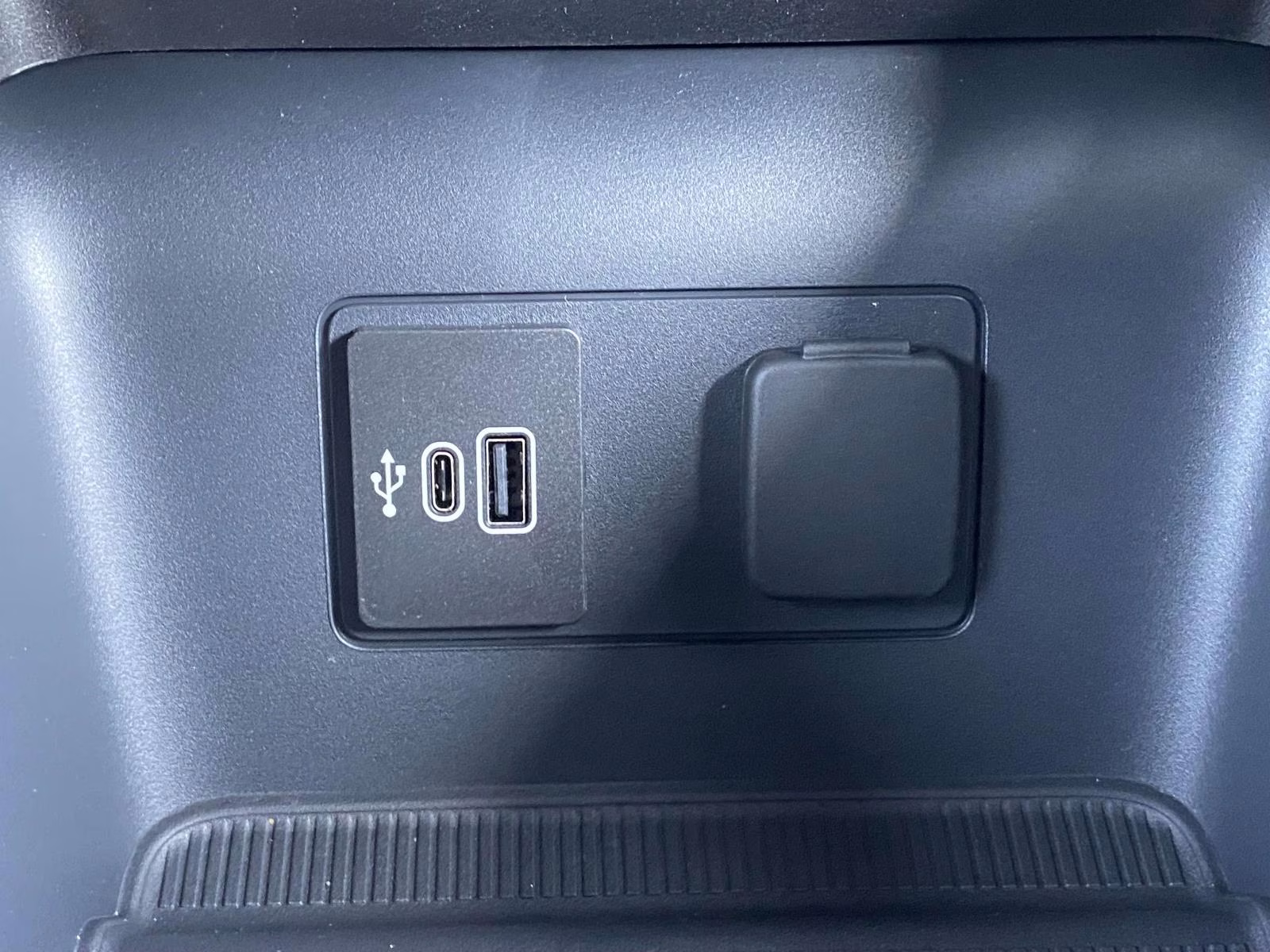 2026 Agate Black Metallic Ford Explorer ST 4X4 SUV