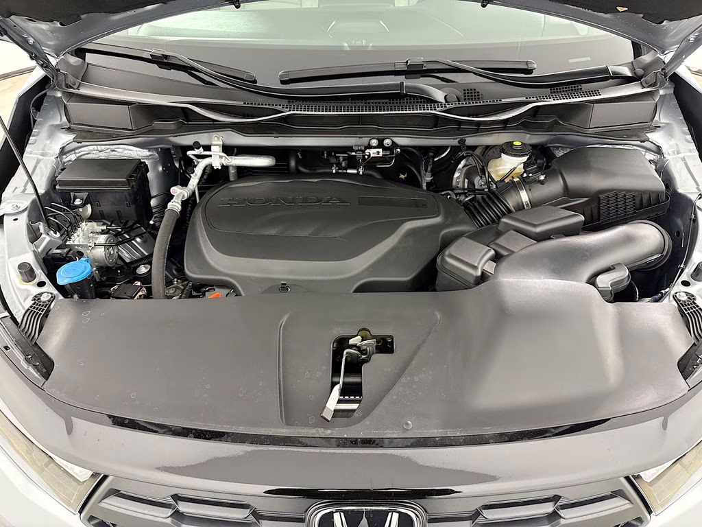 2026 Solar Silver Metallic Honda Odyssey EX-L FWD Van